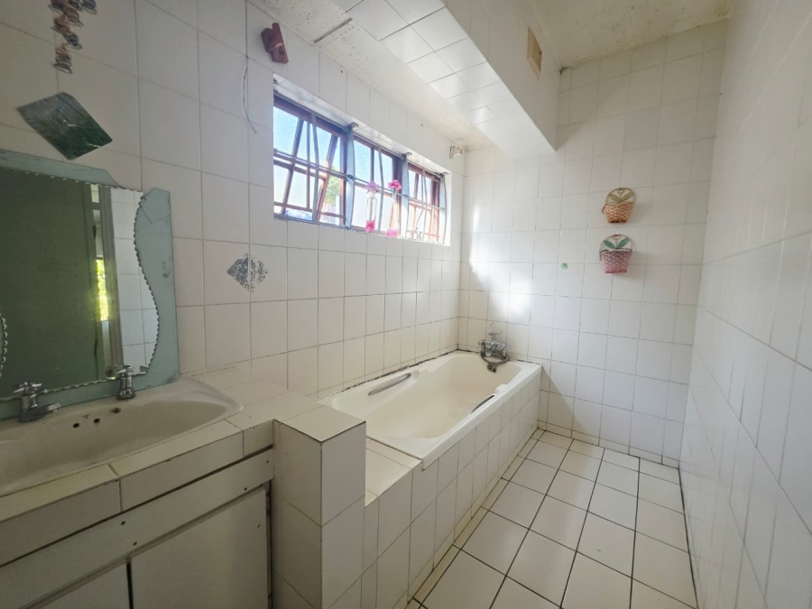 7 Bedroom Property for Sale in Fairview KwaZulu-Natal
