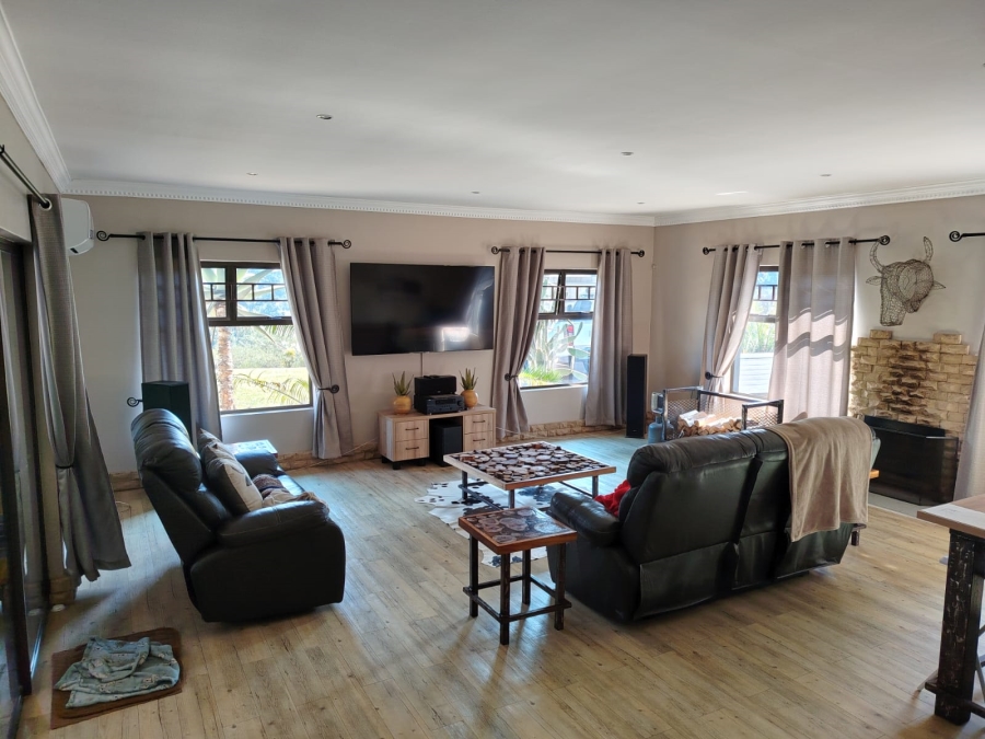 4 Bedroom Property for Sale in Everton KwaZulu-Natal
