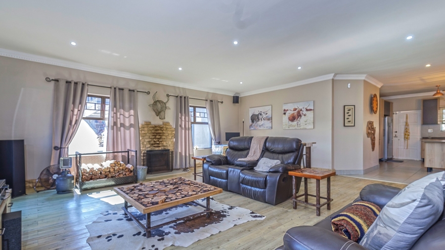 4 Bedroom Property for Sale in Everton KwaZulu-Natal