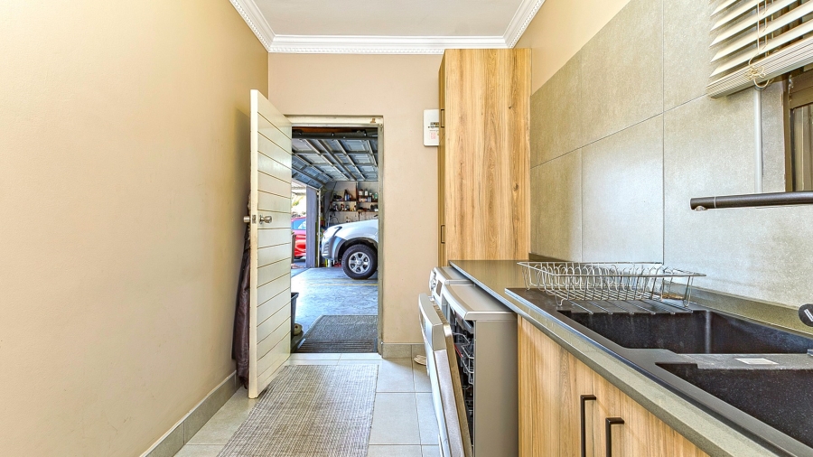 4 Bedroom Property for Sale in Everton KwaZulu-Natal