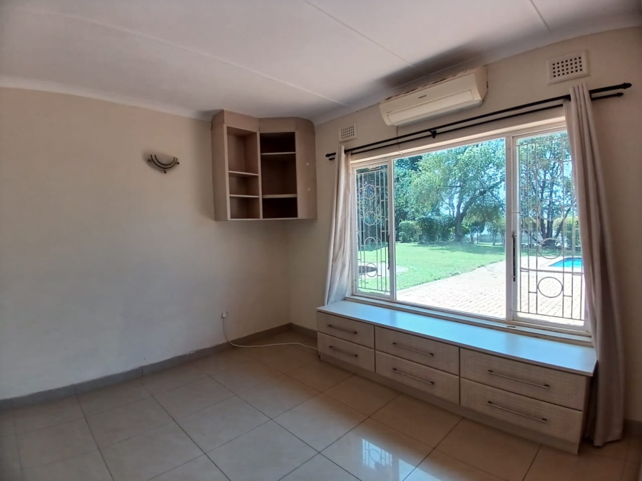 To Let 3 Bedroom Property for Rent in Crestholme KwaZulu-Natal