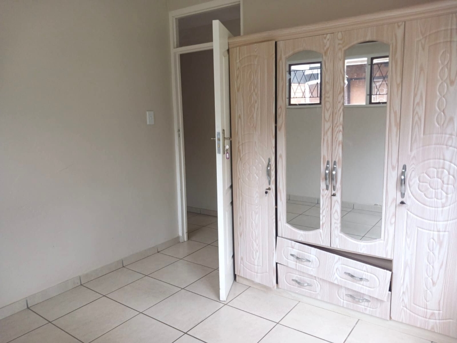To Let 3 Bedroom Property for Rent in Crestholme KwaZulu-Natal