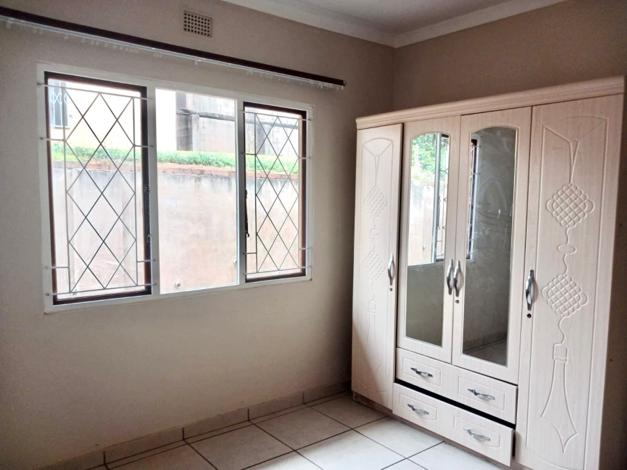 To Let 3 Bedroom Property for Rent in Crestholme KwaZulu-Natal