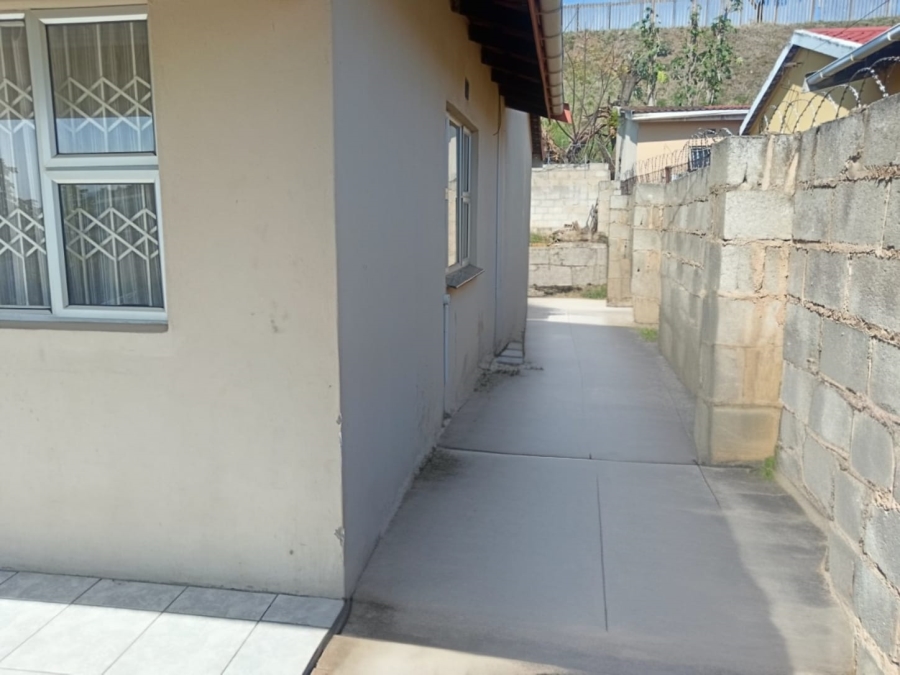 3 Bedroom Property for Sale in Newlands West KwaZulu-Natal