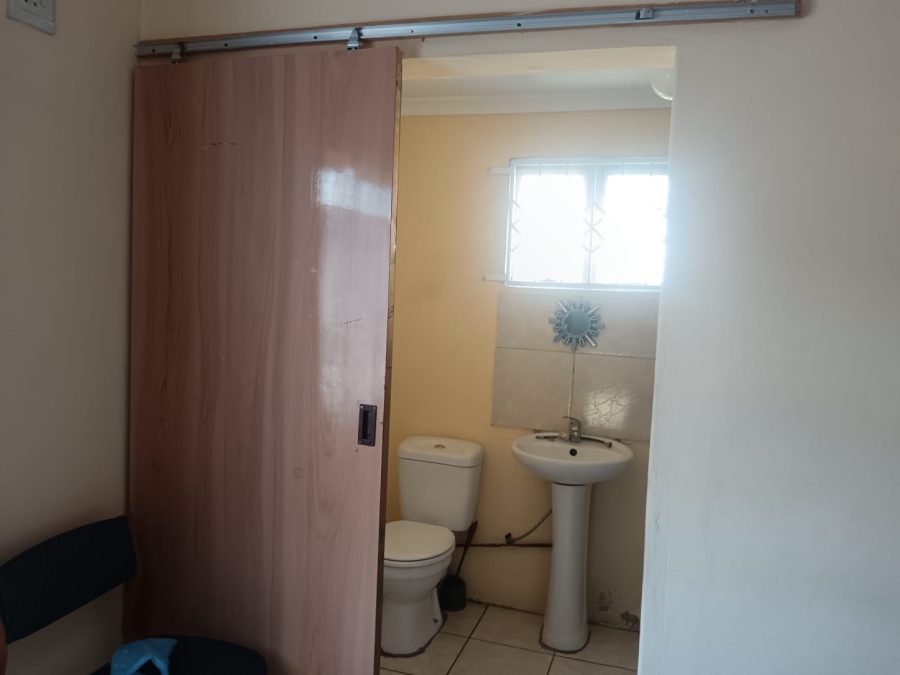 3 Bedroom Property for Sale in Newlands West KwaZulu-Natal