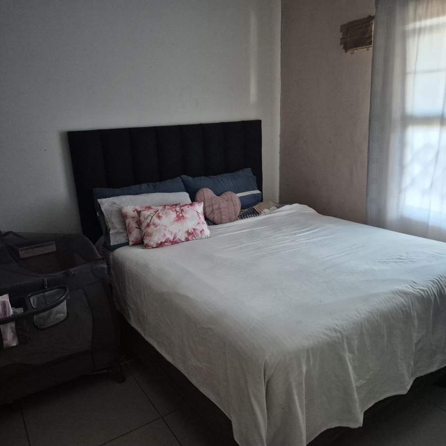 2 Bedroom Property for Sale in Umkumbaan KwaZulu-Natal