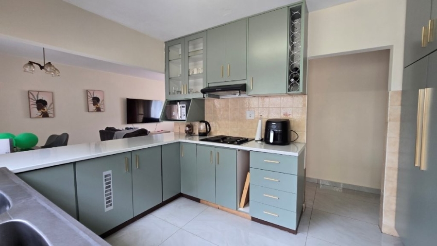 2 Bedroom Property for Sale in Pinetown KwaZulu-Natal