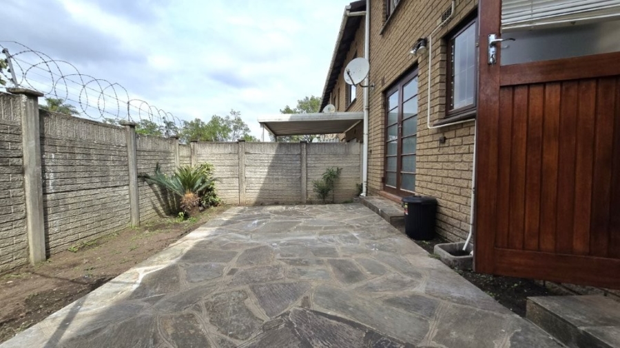 2 Bedroom Property for Sale in Pinetown KwaZulu-Natal