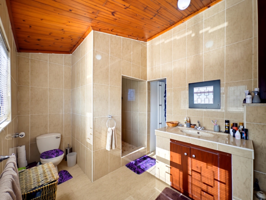4 Bedroom Property for Sale in Sheffield Beach KwaZulu-Natal