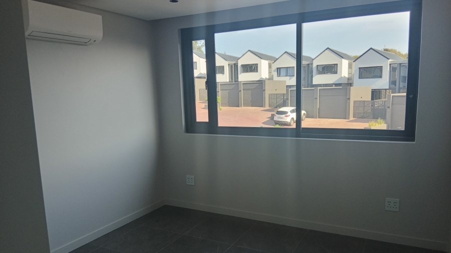 3 Bedroom Property for Sale in Elaleni Coastal Forest Estate KwaZulu-Natal