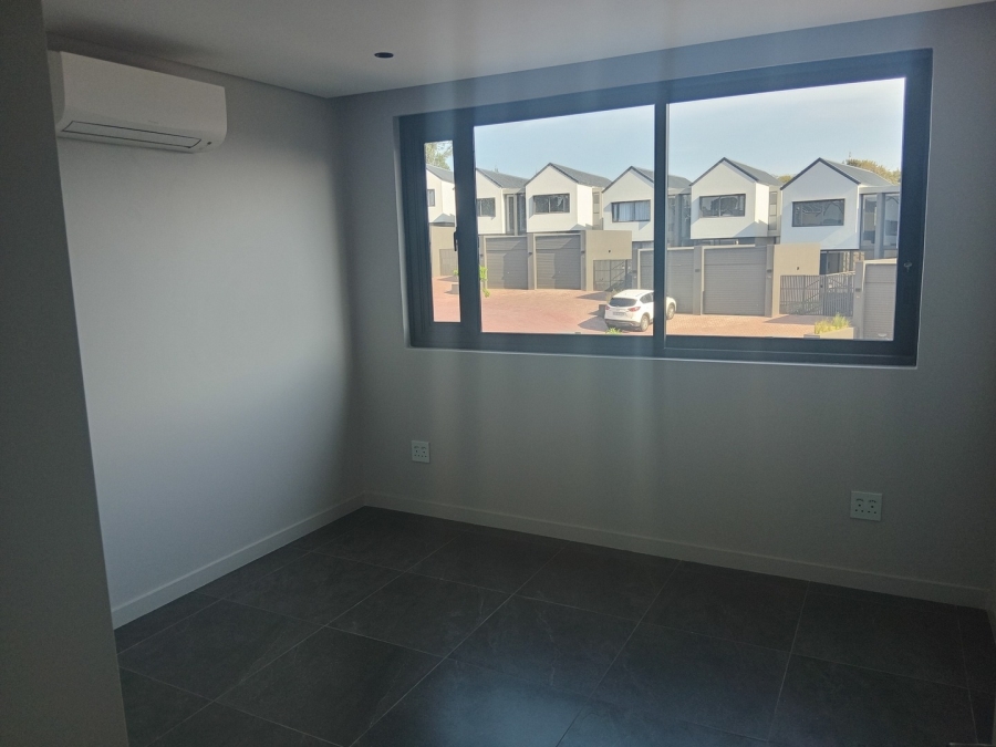 3 Bedroom Property for Sale in Elaleni Coastal Forest Estate KwaZulu-Natal