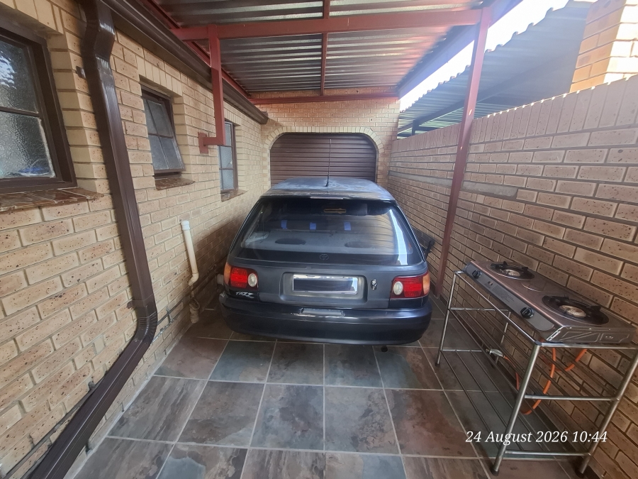 3 Bedroom Property for Sale in Fernwood KwaZulu-Natal