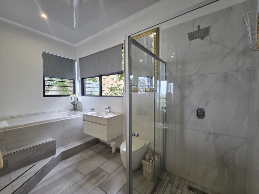 5 Bedroom Property for Sale in Ballito Central KwaZulu-Natal