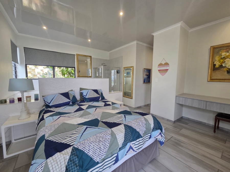 5 Bedroom Property for Sale in Ballito Central KwaZulu-Natal