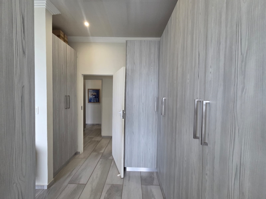 5 Bedroom Property for Sale in Ballito Central KwaZulu-Natal