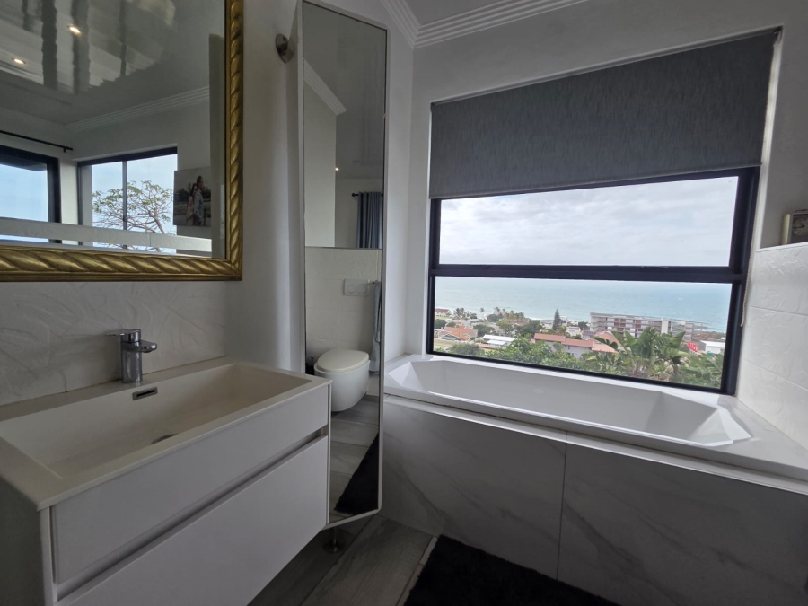 5 Bedroom Property for Sale in Ballito Central KwaZulu-Natal