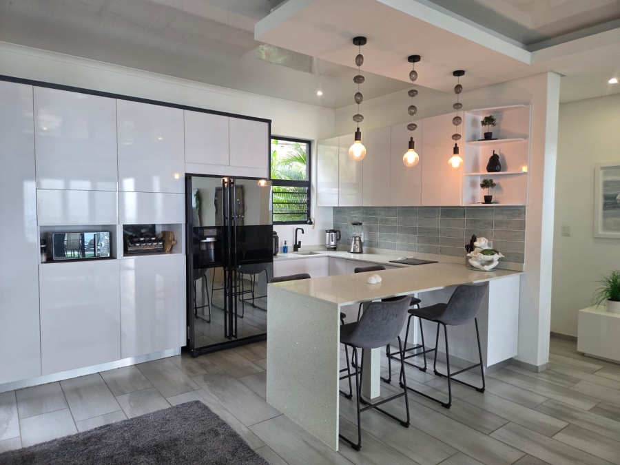 5 Bedroom Property for Sale in Ballito Central KwaZulu-Natal