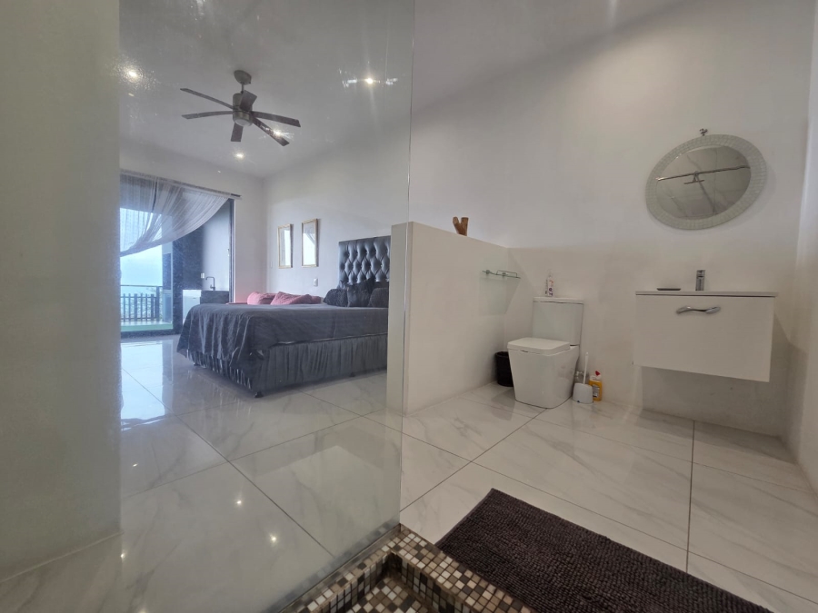 5 Bedroom Property for Sale in Ballito Central KwaZulu-Natal