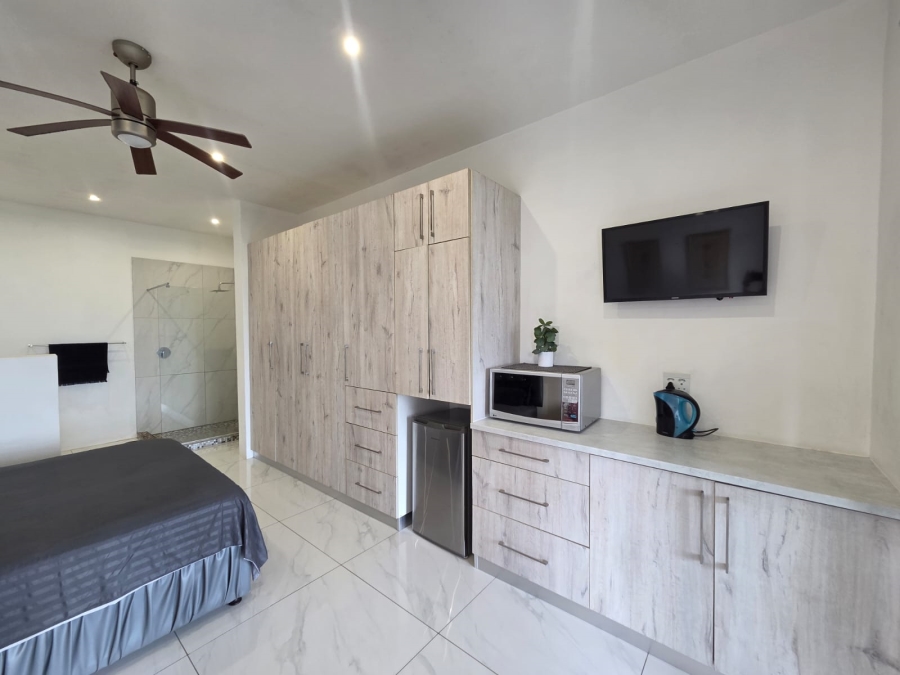 5 Bedroom Property for Sale in Ballito Central KwaZulu-Natal