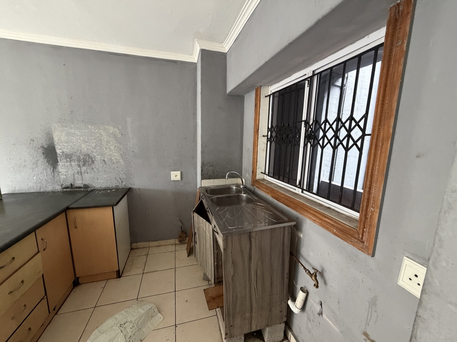 2 Bedroom Property for Sale in Parkside KwaZulu-Natal