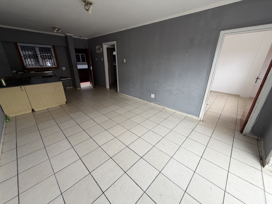 2 Bedroom Property for Sale in Parkside KwaZulu-Natal