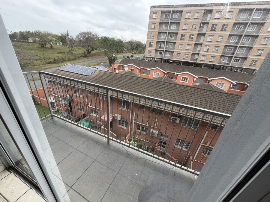 2 Bedroom Property for Sale in Parkside KwaZulu-Natal