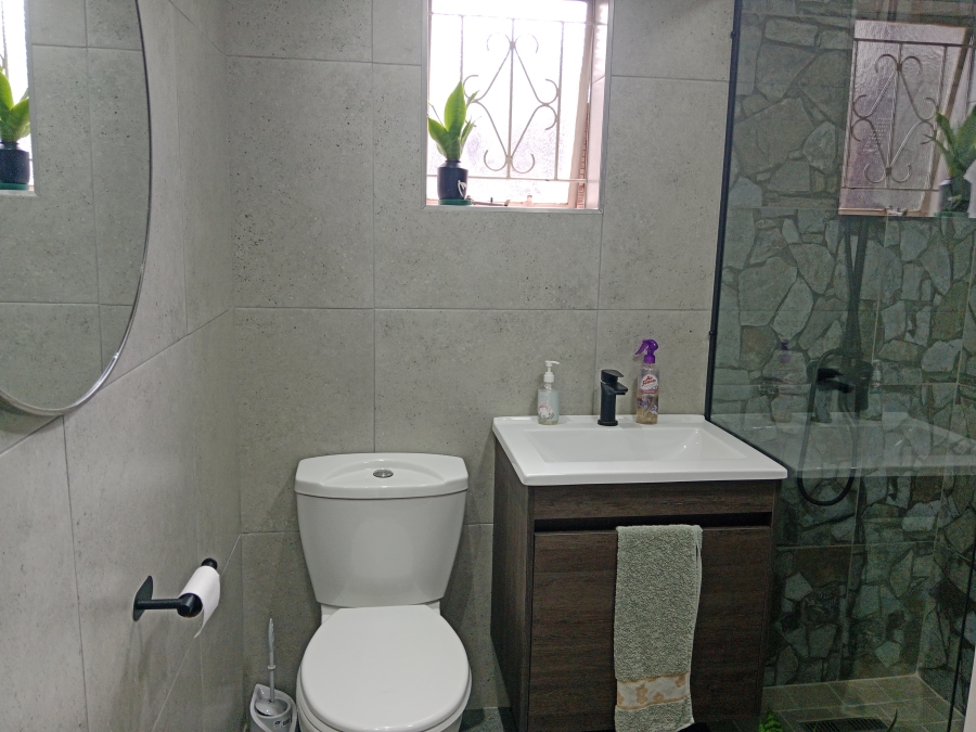 3 Bedroom Property for Sale in Newholme KwaZulu-Natal