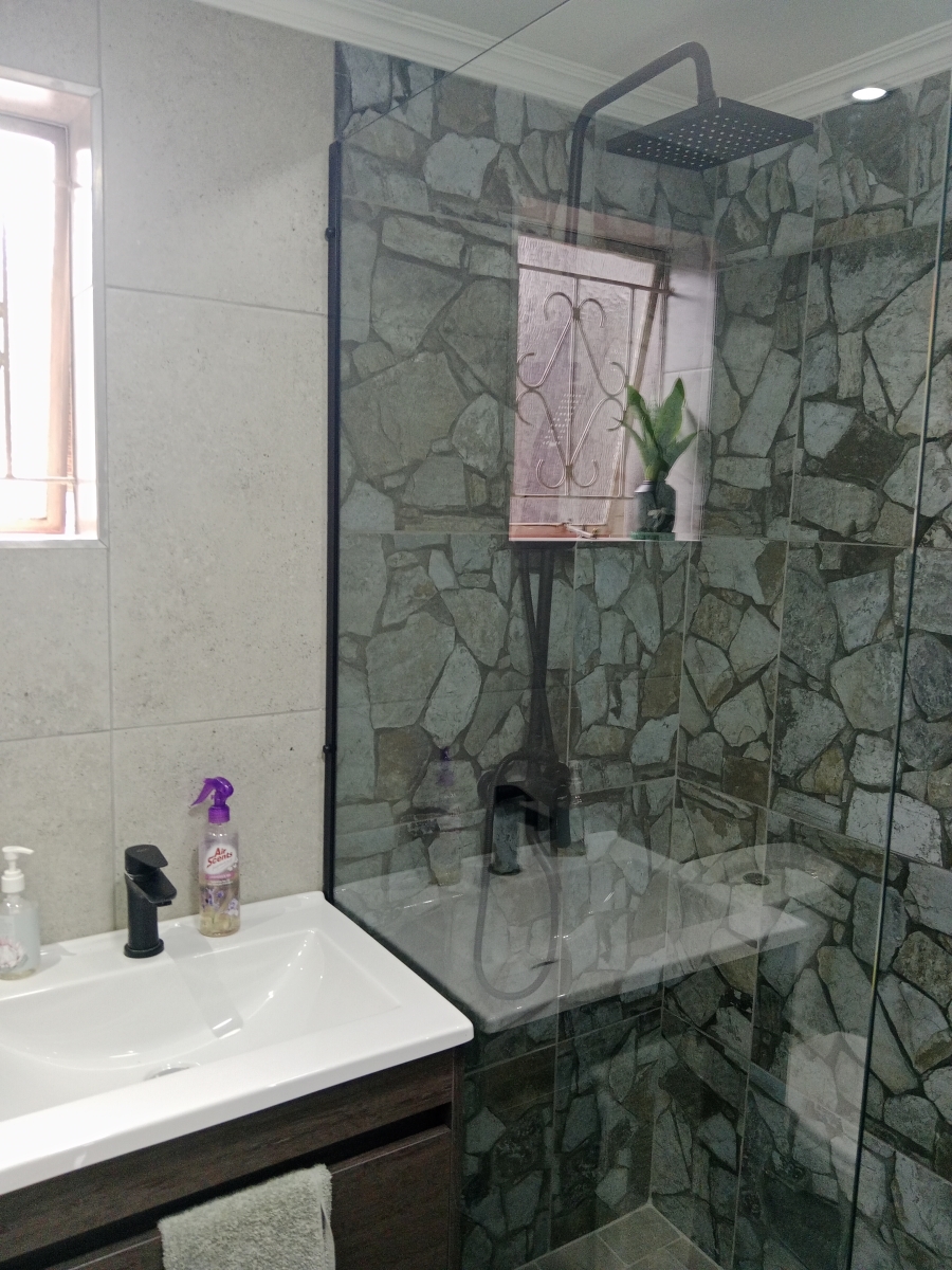 3 Bedroom Property for Sale in Newholme KwaZulu-Natal