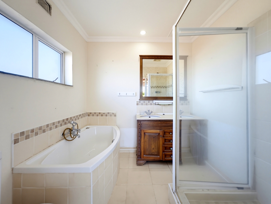 4 Bedroom Property for Sale in Compensation Beach KwaZulu-Natal