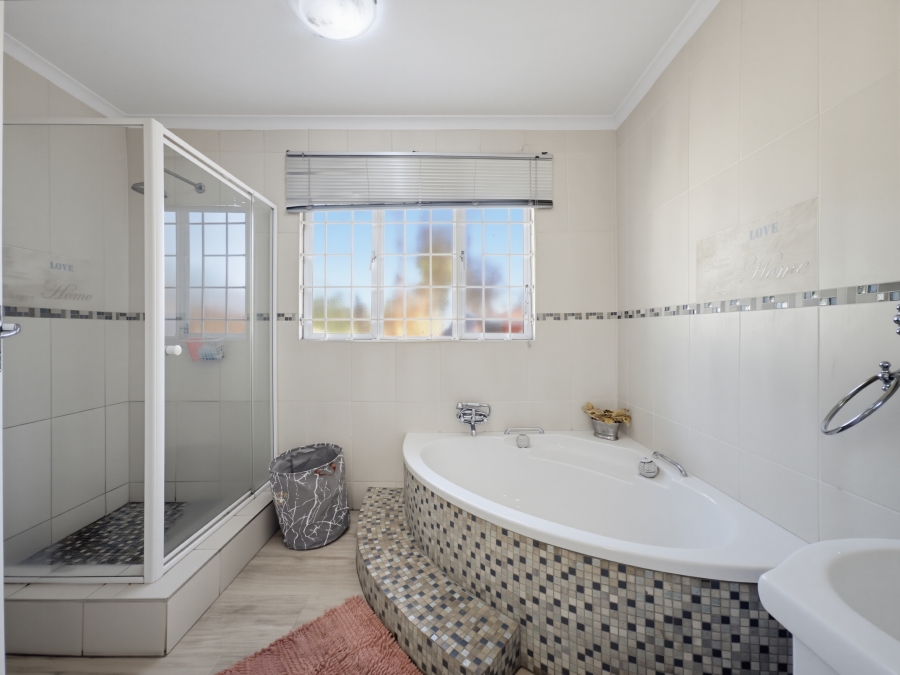 3 Bedroom Property for Sale in Park Hill KwaZulu-Natal