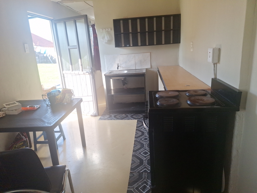 1 Bedroom Property for Sale in Montclair KwaZulu-Natal