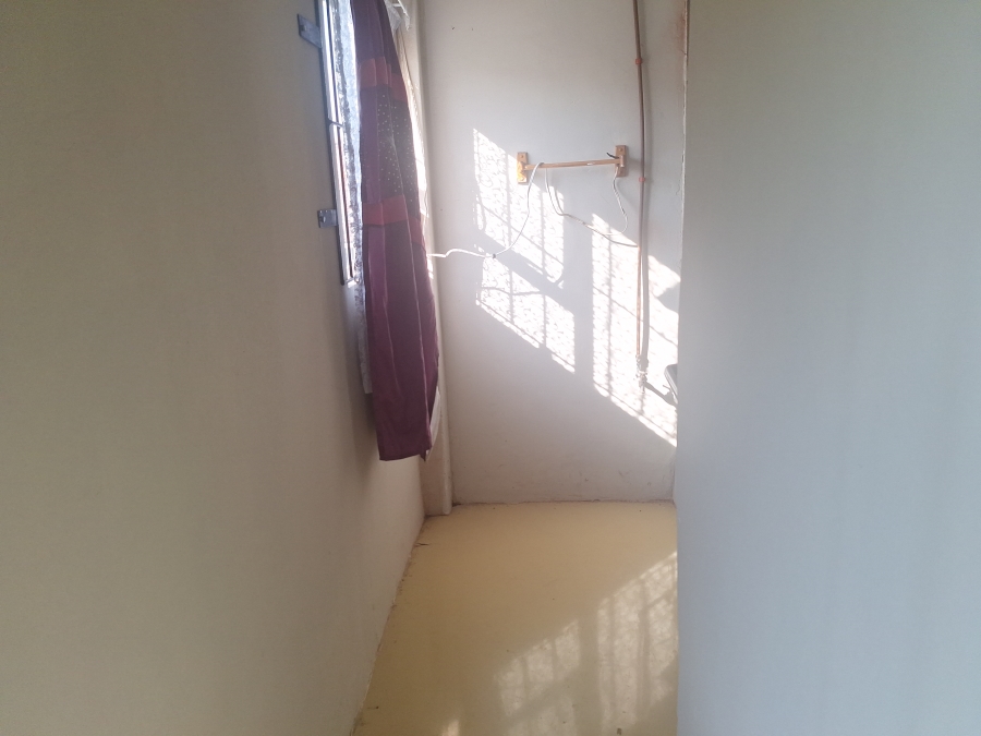 1 Bedroom Property for Sale in Montclair KwaZulu-Natal