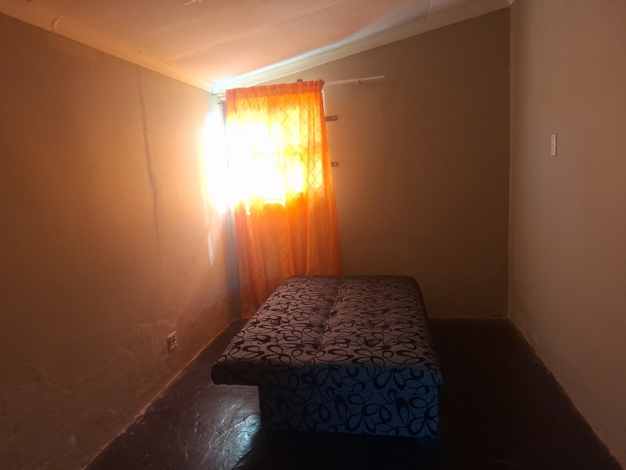 1 Bedroom Property for Sale in Montclair KwaZulu-Natal