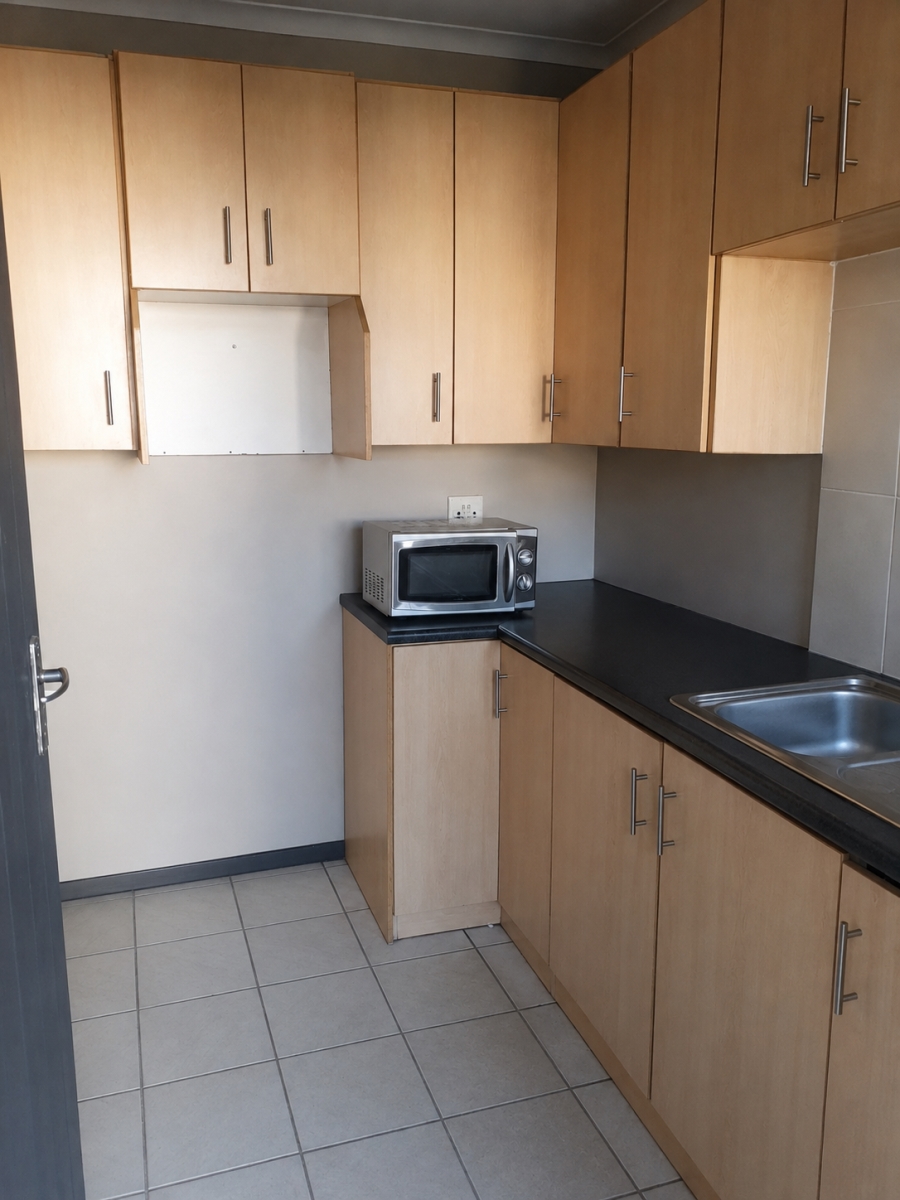 To Let Commercial Property for Rent in Huttenheights KwaZulu-Natal