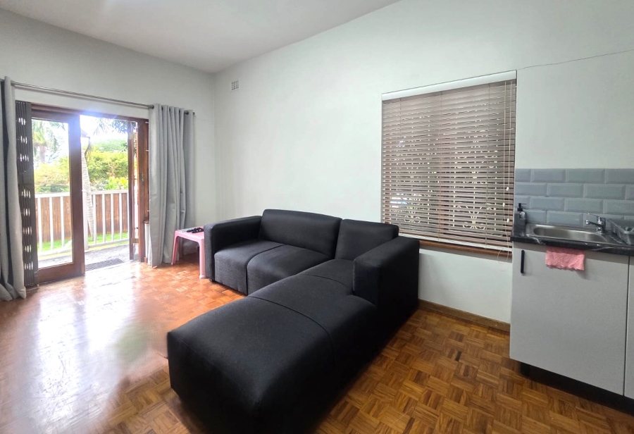 To Let 2 Bedroom Property for Rent in Durban North KwaZulu-Natal