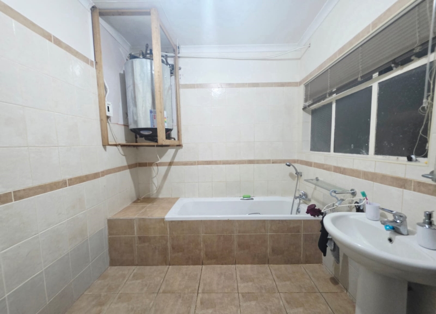 1 Bedroom Property for Sale in Panorama KwaZulu-Natal