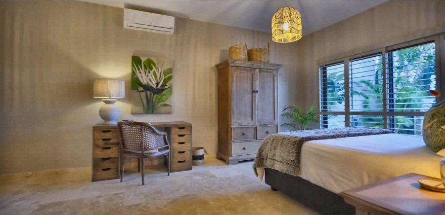 4 Bedroom Property for Sale in Newsel Beach KwaZulu-Natal