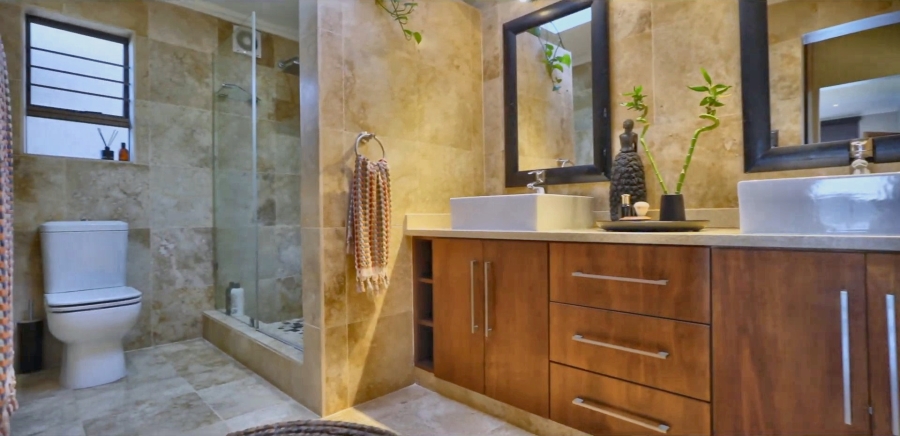 4 Bedroom Property for Sale in Newsel Beach KwaZulu-Natal
