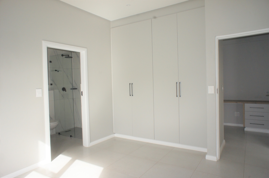 4 Bedroom Property for Sale in Palm Lakes Estate KwaZulu-Natal