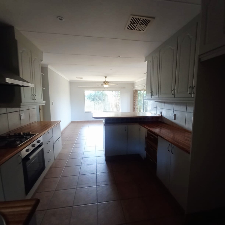 3 Bedroom Property for Sale in Birdswood KwaZulu-Natal