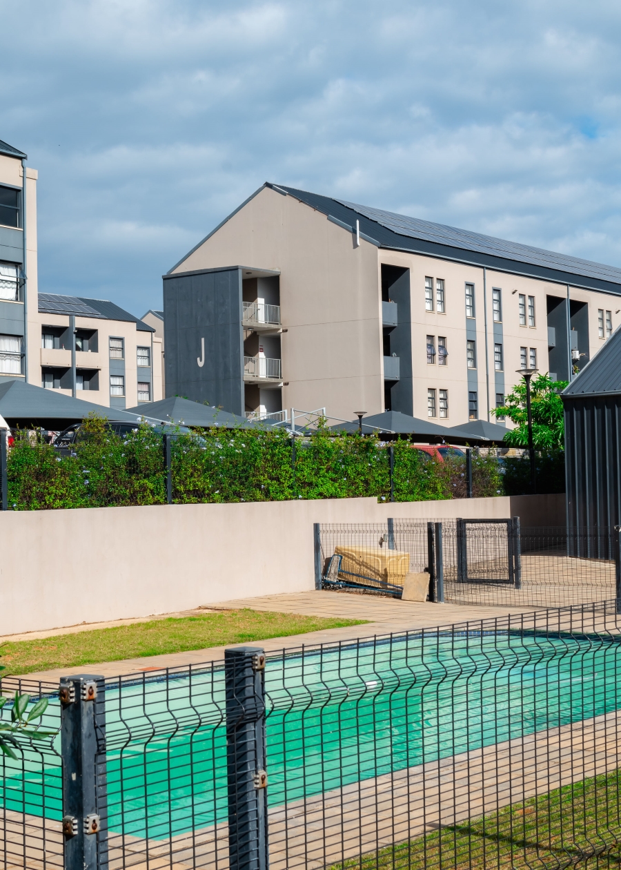 To Let 2 Bedroom Property for Rent in Umbogintwini KwaZulu-Natal