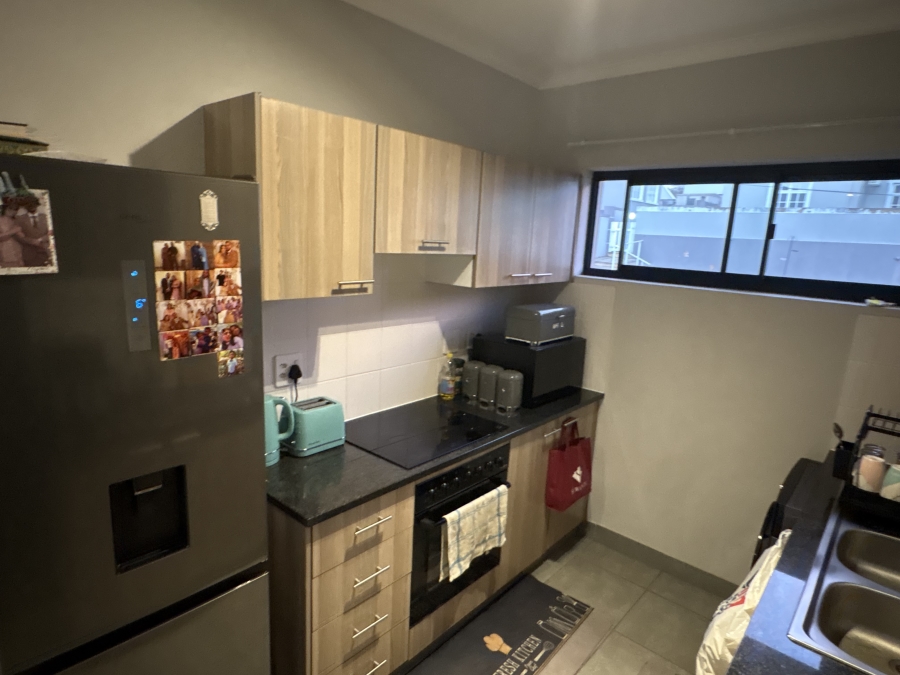 To Let 2 Bedroom Property for Rent in Umbogintwini KwaZulu-Natal
