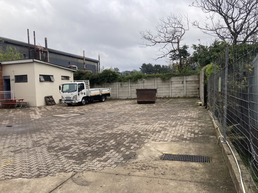 To Let Commercial Property for Rent in Westmead KwaZulu-Natal