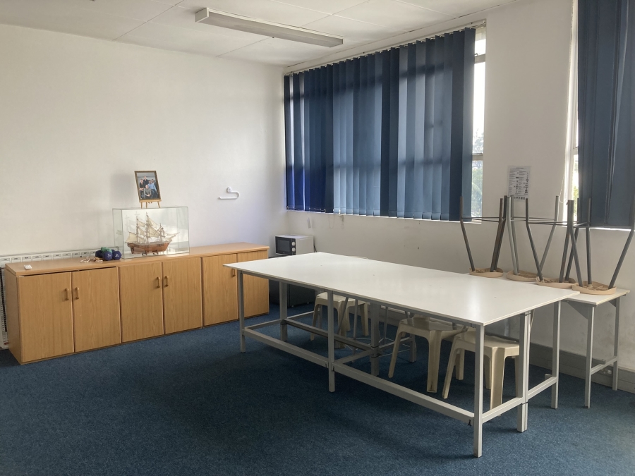 To Let Commercial Property for Rent in Westmead KwaZulu-Natal