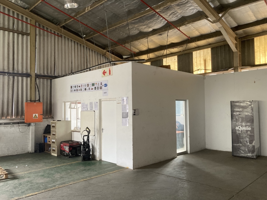 To Let Commercial Property for Rent in Westmead KwaZulu-Natal