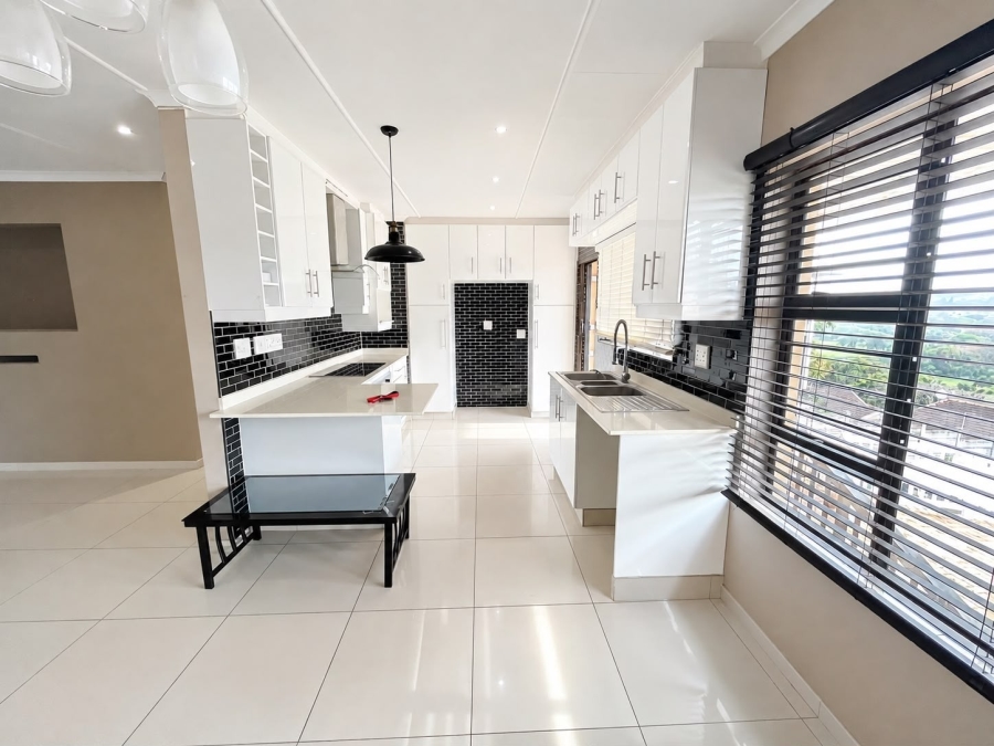 3 Bedroom Property for Sale in Ocean View KwaZulu-Natal