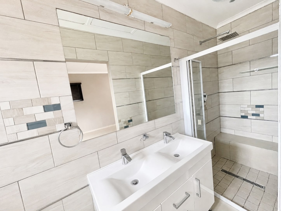 3 Bedroom Property for Sale in Ocean View KwaZulu-Natal