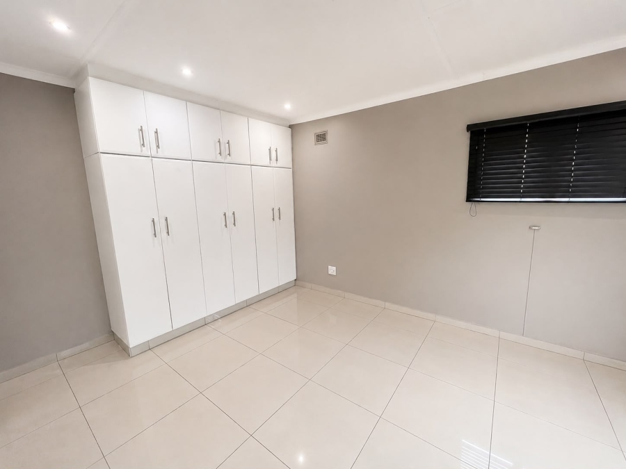 3 Bedroom Property for Sale in Ocean View KwaZulu-Natal