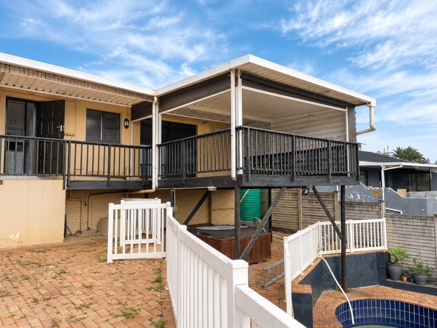 3 Bedroom Property for Sale in Ocean View KwaZulu-Natal