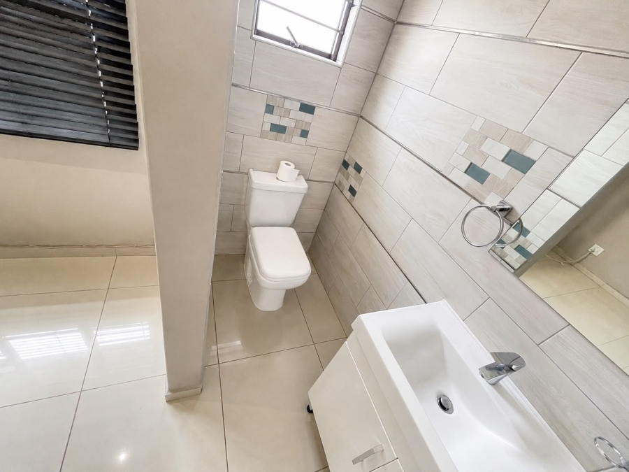3 Bedroom Property for Sale in Ocean View KwaZulu-Natal